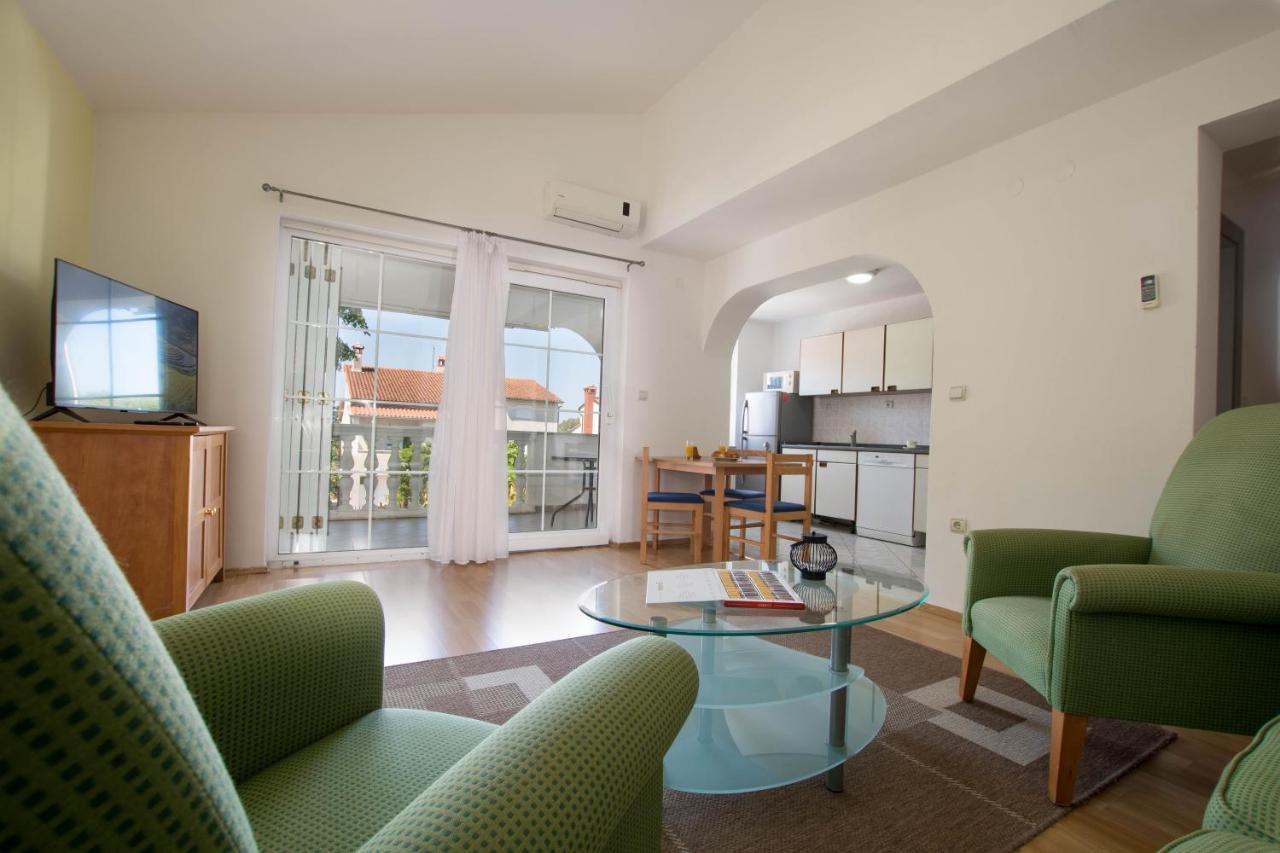 Villa Lucija Pjescana Uvala Eksteriør billede